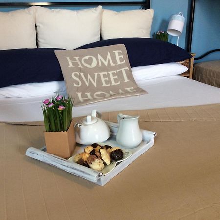 Sweet Home & Apartments Fontane Bianche Bagian luar foto