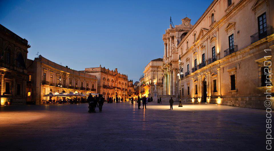 Sweet Home & Apartments Fontane Bianche Bagian luar foto