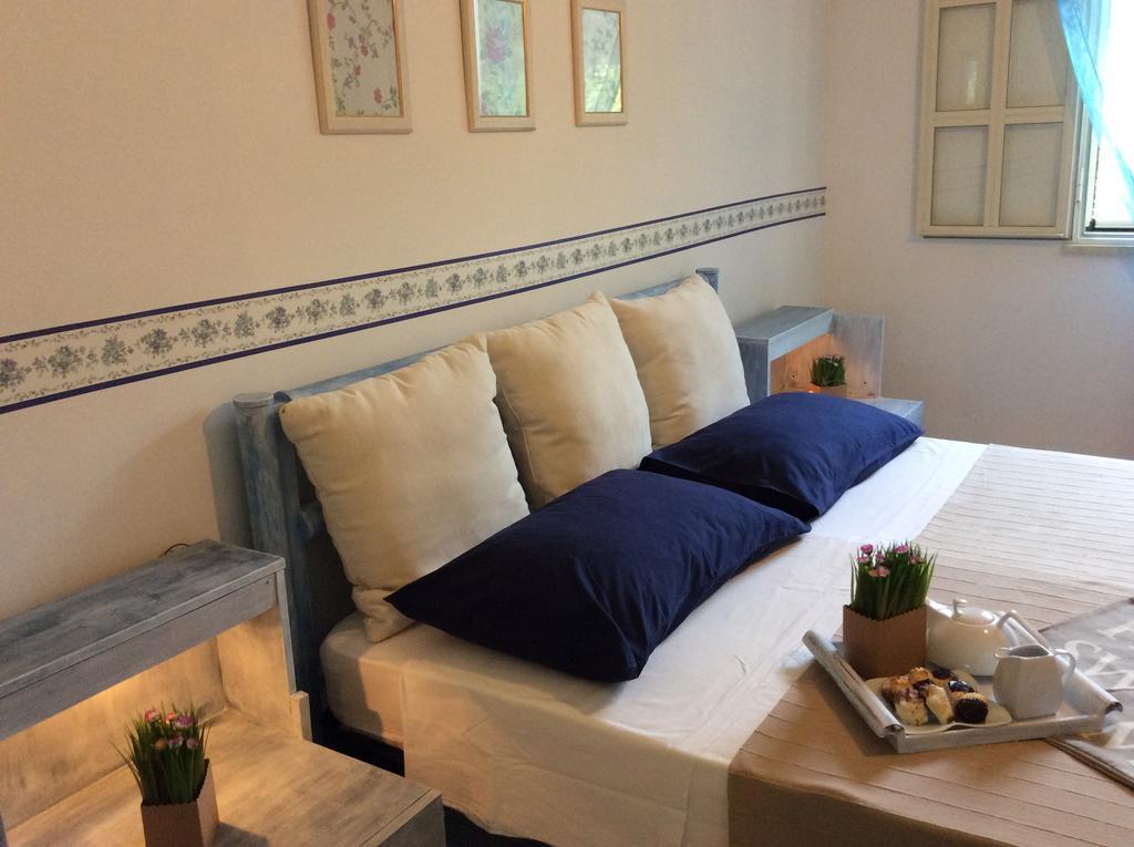 Sweet Home & Apartments Fontane Bianche Bagian luar foto