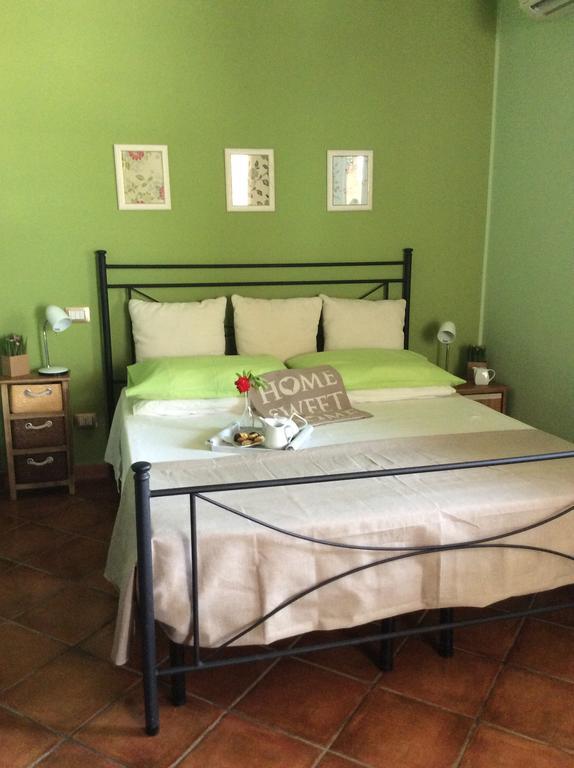 Sweet Home & Apartments Fontane Bianche Bagian luar foto