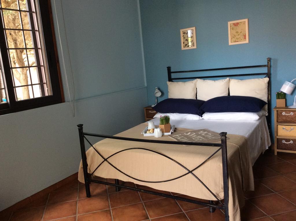 Sweet Home & Apartments Fontane Bianche Bagian luar foto