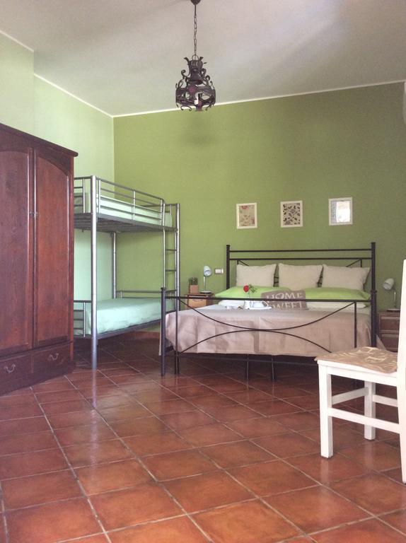Sweet Home & Apartments Fontane Bianche Bagian luar foto