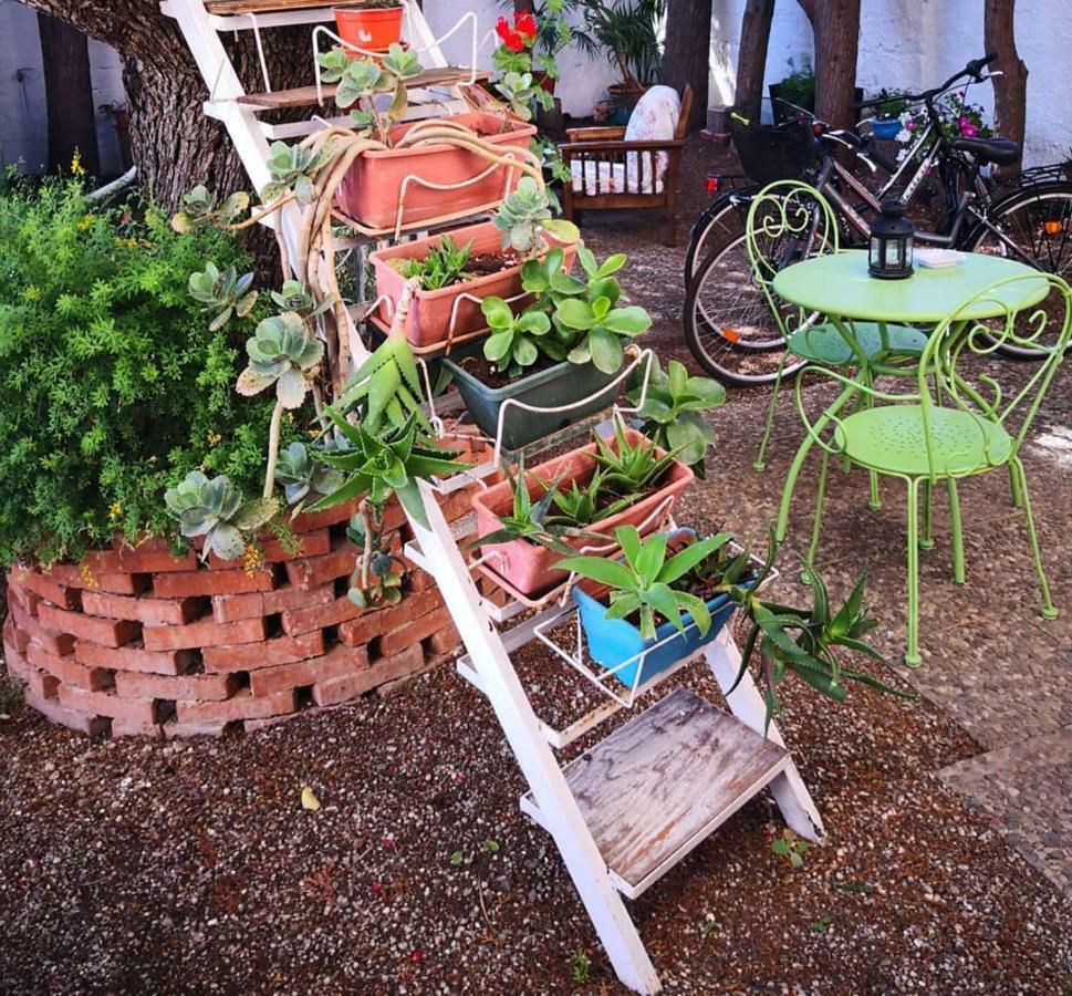 Sweet Home & Apartments Fontane Bianche Bagian luar foto